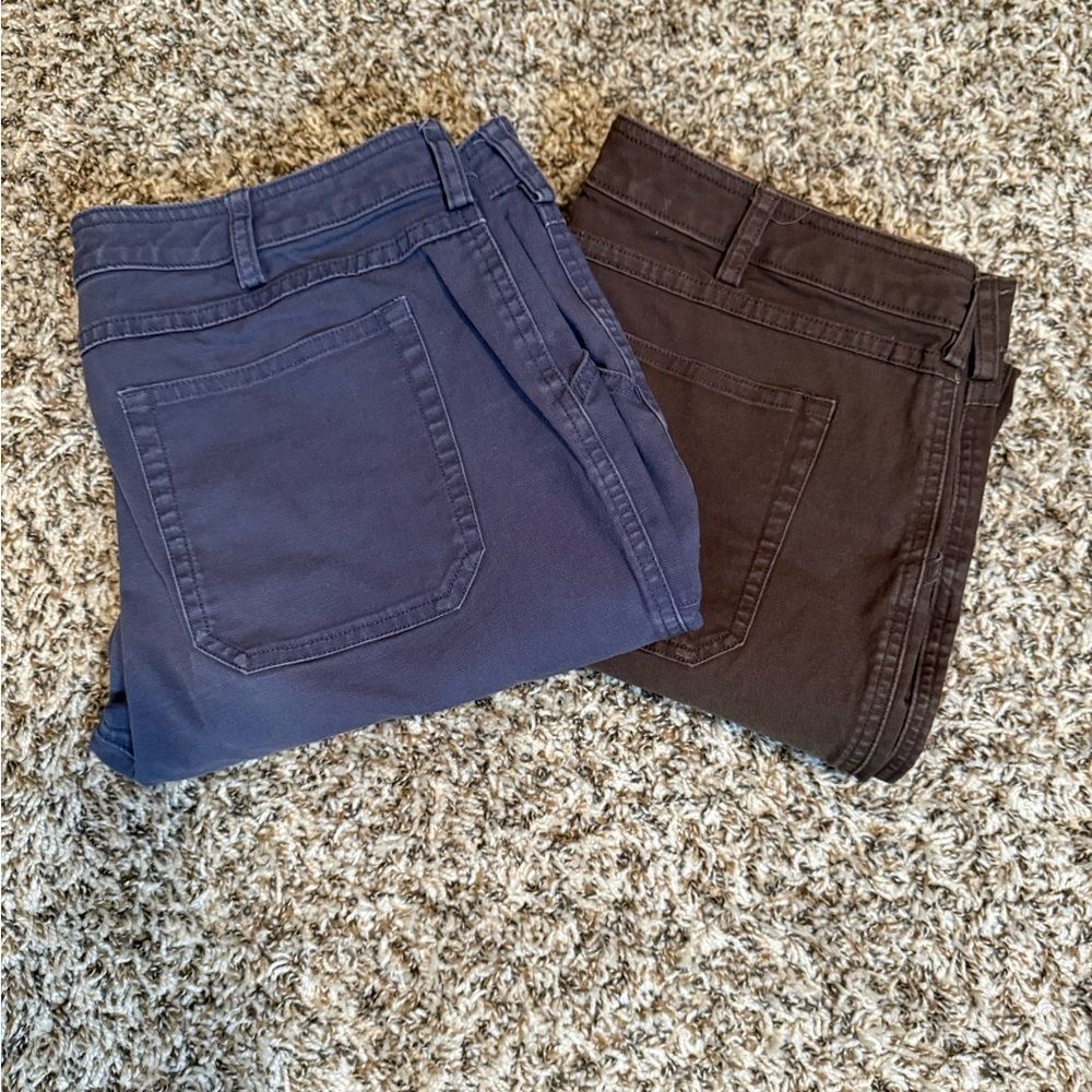 Lot of 2 - Duluth Trading Womens Jeans Size 12/31